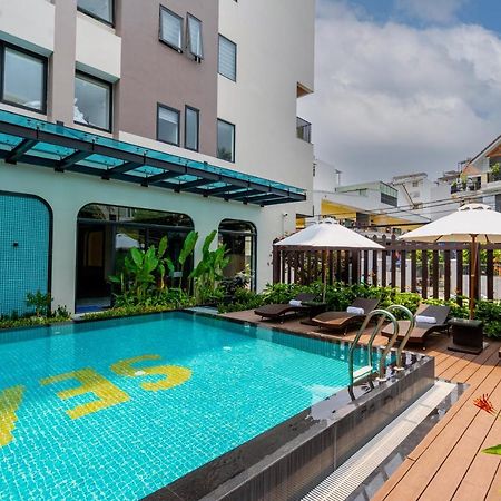 Sea Breeze Condotel Danang Exterior photo